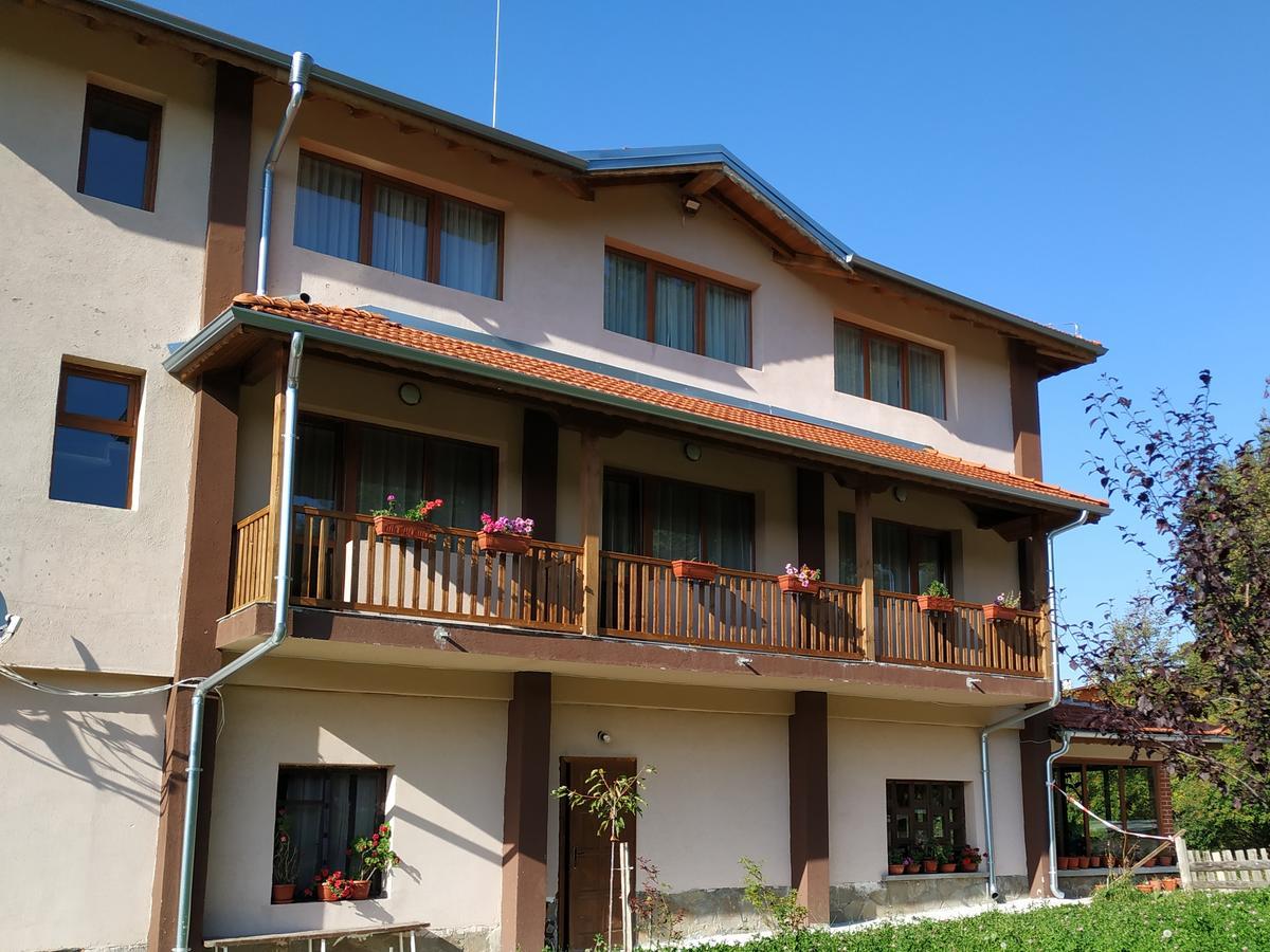 Family Hotel Panorama チフリク エクステリア 写真